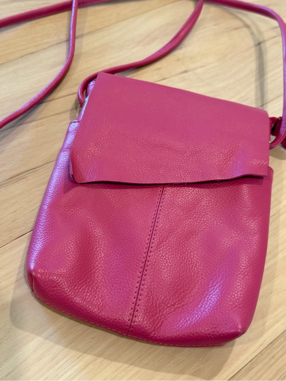ILI New York Canada Bag Messenger Crossbody Asymmetrical Flap Leather Pink